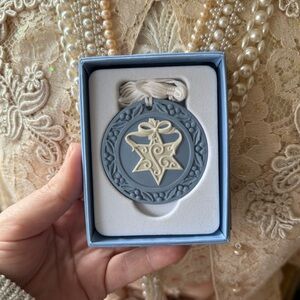 Vintage‎ Wedgewood Holiday Ornament